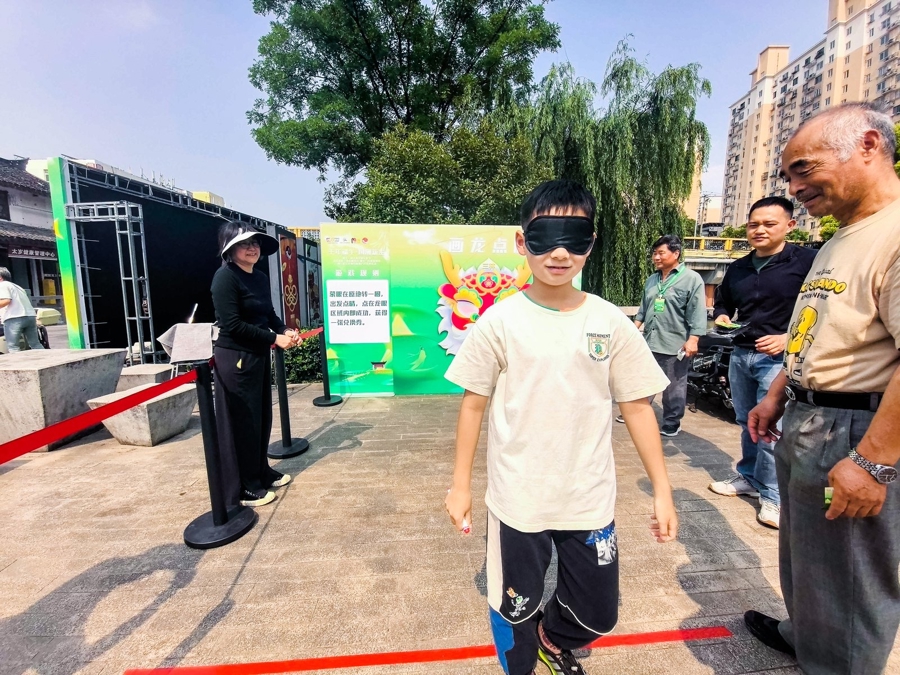 “屈原”穿越时空而来,去三林老街沉浸式“过端午”
