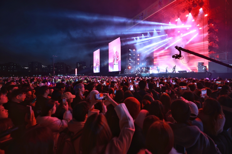 全年20+场,集结全球巨星!前滩音乐节高能解锁上海万人户外演出新地标-三林塘