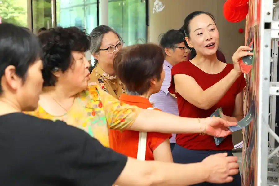 图片[4]-浦东绕龙灯、三林刺绣……十余项三林非遗集结亮相，喜迎中秋国庆-三林塘